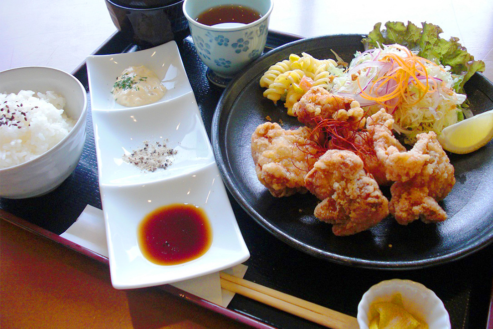 唐揚げ定食